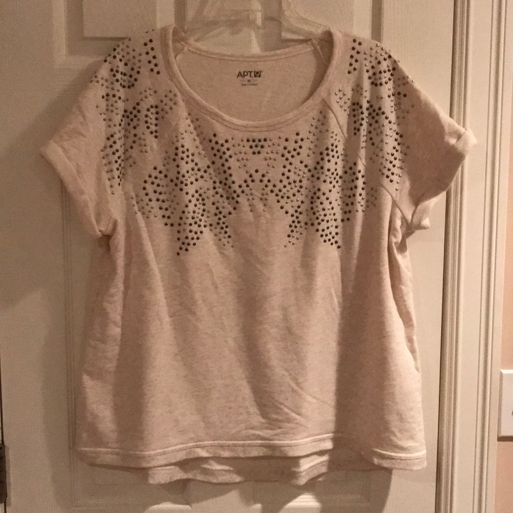 Women’s short sleeve sweater, size XL